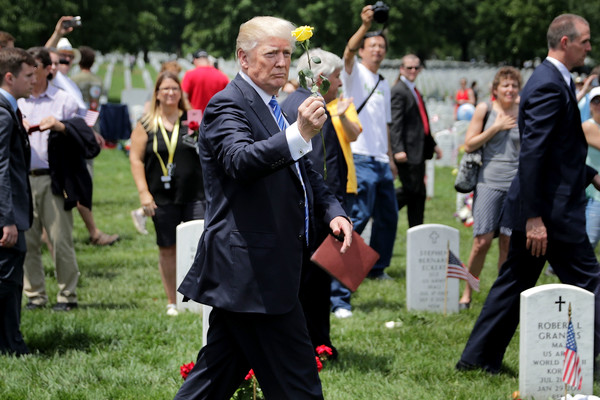 MEMORIAL_DAY_Donald+Trump+Memorial+Day+Commemorated+Arlington+hsynzbcPW31l